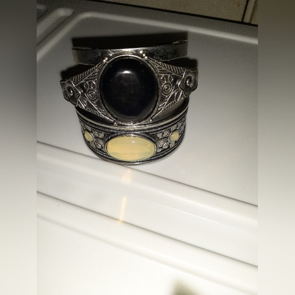 Sage- Like Moonstone Statement Bracelet - Picture 8 of 11